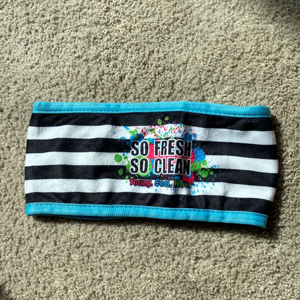 So Fresh So Clean Velcro spa headband